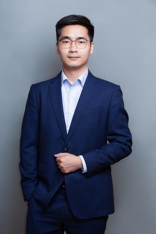 席窍帮 后期制作总监